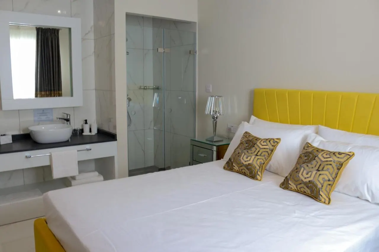 Hotel 100 Boutique Living Rabat 0*,