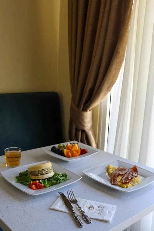 Hotel 100 Boutique Living Rabat