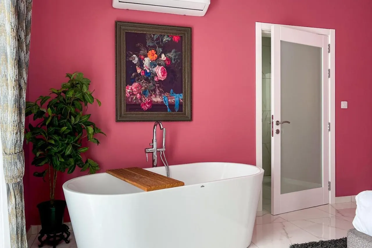 Hotel 100 Boutique Living Rabat 0*,  Malta
